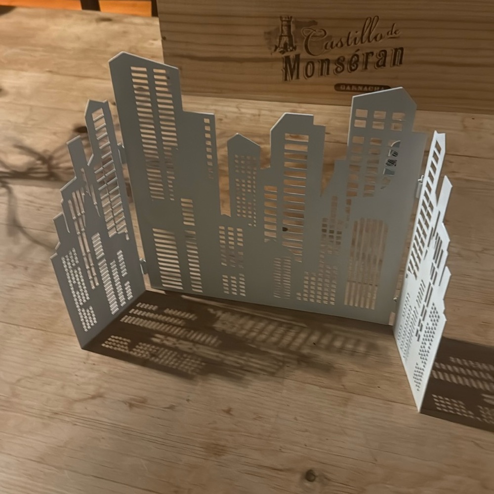 Earring Stand - City Skyline